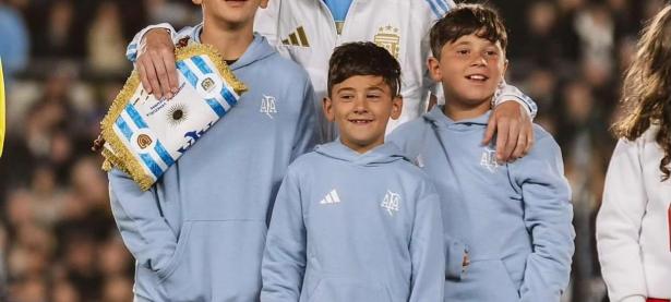 黑白体育-关于梅西在G2比赛中赛事规则更新，赛况扑朔迷离引发热议！的信息