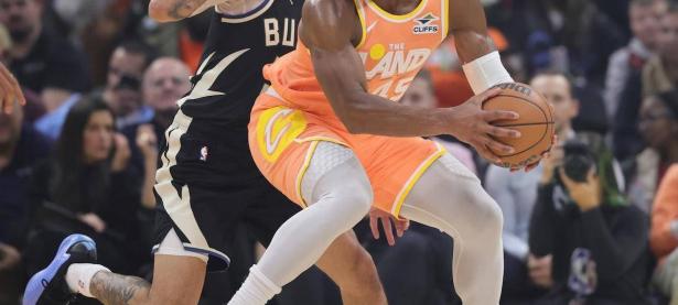 黑白直播-包含字母哥新星惊险取胜表现惊艳，FPX未来可期！的词条