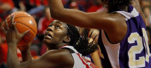 黑白体育- aj35塔图姆 