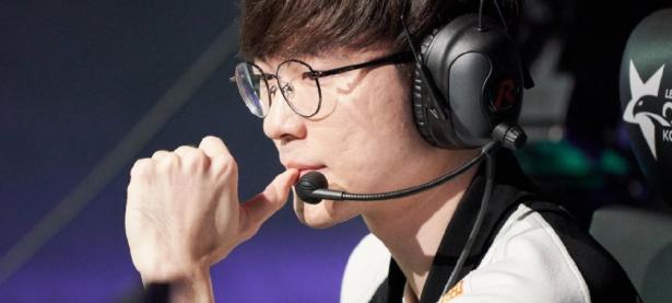 黑白体育-包含Faker遭遇十连败，中国队教练面临压力！的词条