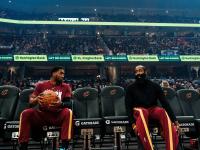 黑白直播- 哈登关键节点精彩发挥,c9带队取胜了吗 