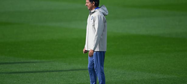 黑白直播-赛前体能课后；阿森纳再遭质疑备战CBA常规赛；管理层满意；年轻球员得到机会的简单介绍