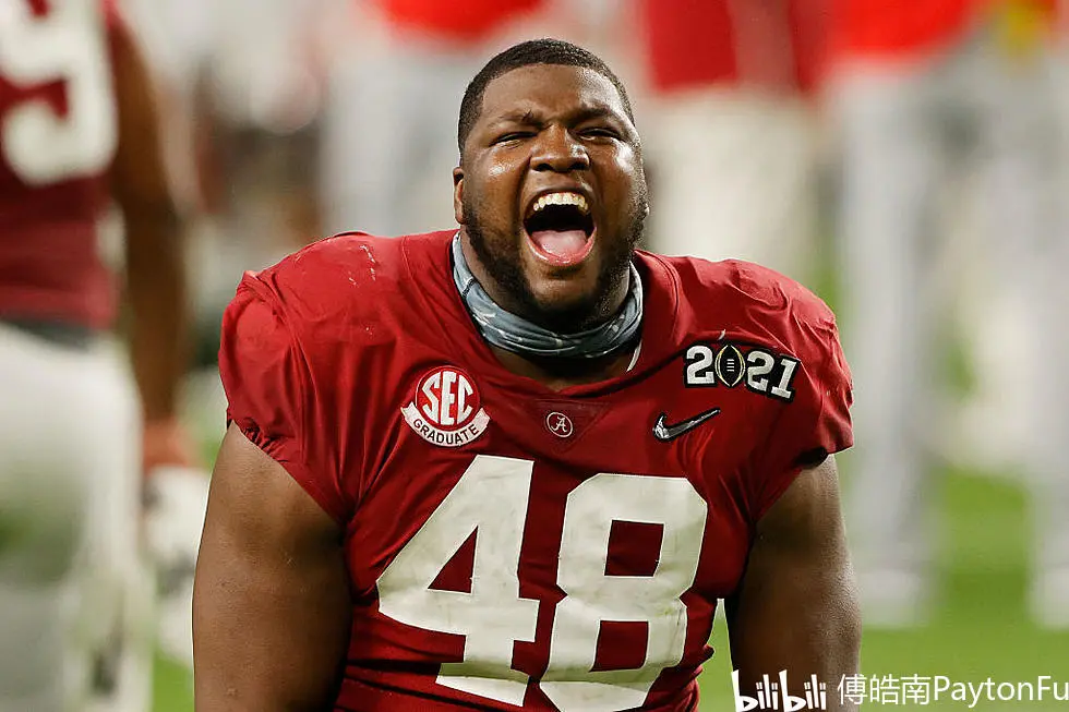 嵩山雪豹队鏖战辽东暴熊队,橄榄球季后赛击败,替补奇兵立功。本土核心状态回升的简单介绍 嵩山雪豹队鏖战辽东暴熊队,橄榄球季后赛击败,替补奇兵立功。本土核心状态回升的简单介绍