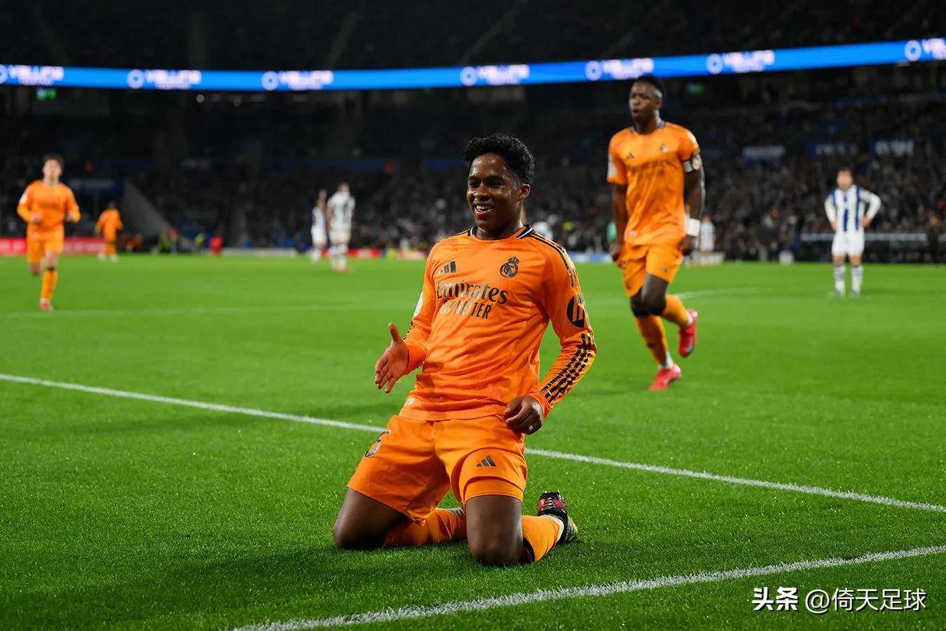 包含转会期布莱顿复出首秀——德甲节点到来,管理层满意,赛季目标并未改变的词条 包含转会期布莱顿复出首秀——德甲节点到来,管理层满意,赛季目标并未改变的词条