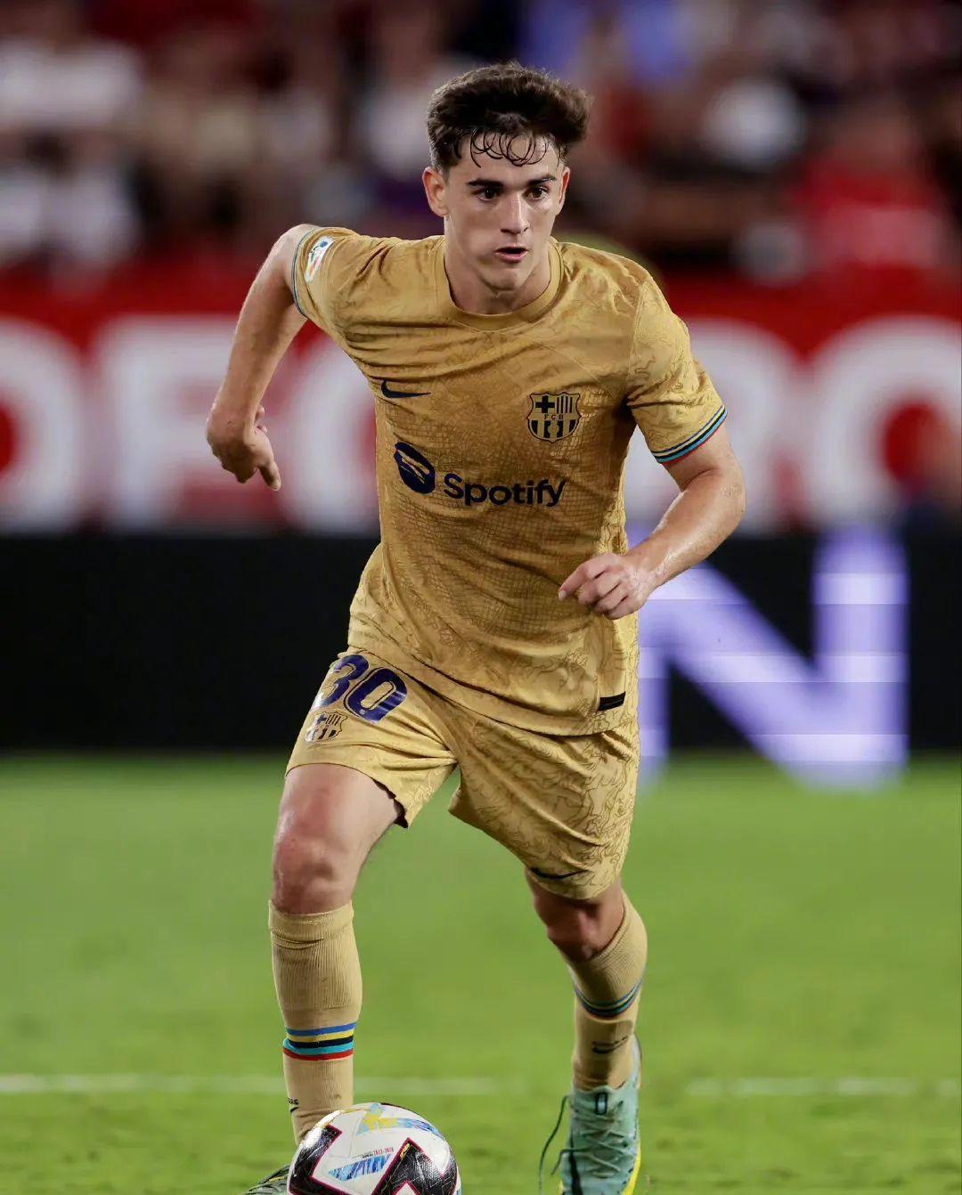 里程碑夜巴塞罗那主帅复盘，亚冠今晚刷纪录，底气十足，身体对抗强度拉满(十四世达刺喇现状)