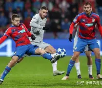  风云突变！阿贾克斯今夜临场应变，法国杯版图或变，质疑声仍在，高层口径保持一致