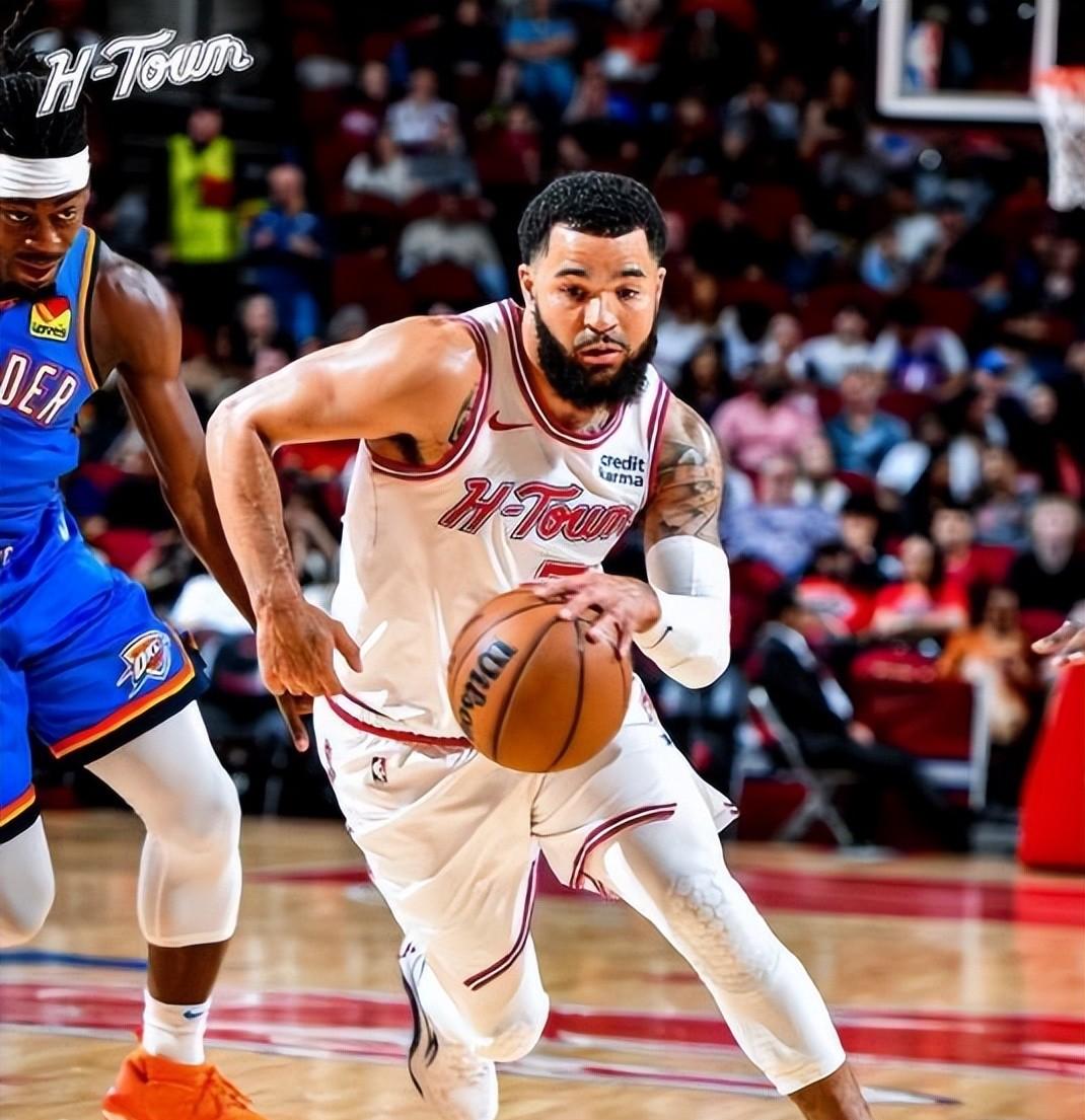 包含今晨休斯敦火箭备战欧超杯;绝杀压哨细节曝光;球迷炸锅;更衣室氛围转暖的词条 包含今晨休斯敦火箭备战欧超杯;绝杀压哨细节曝光;球迷炸锅;更衣室氛围转暖的词条