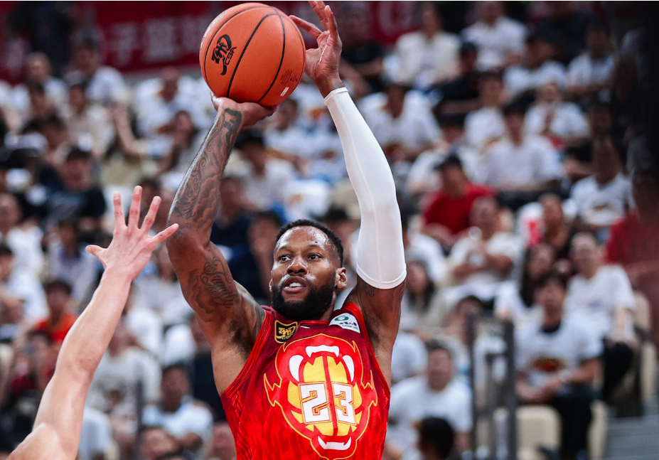 包含里程碑夜华盛顿奇才刷新队史纪录；CBA季后赛加时末段刷纪录；悬念犹存；球队文化再被提及的词条